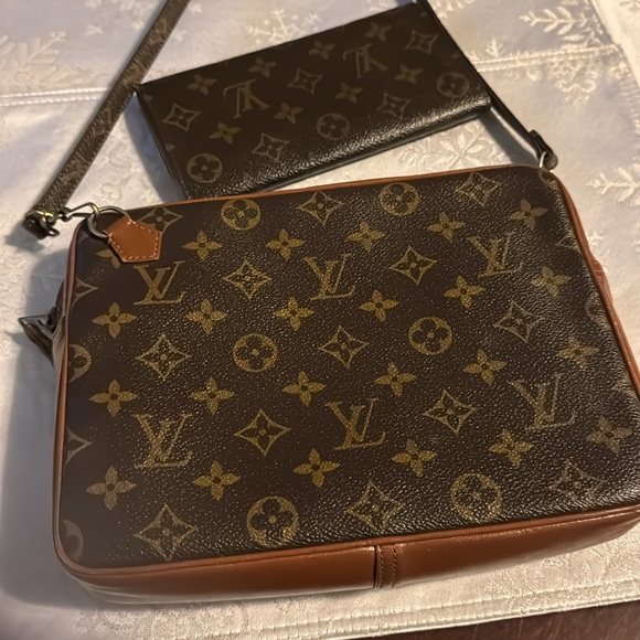 Louie Vittion Marley Dragonee - Picture 8 of 12